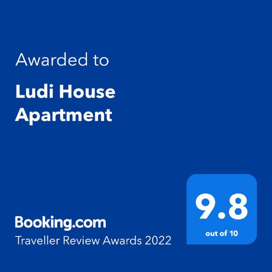 Ludi House Apartment Тиргу-Муреш Екстер'єр фото