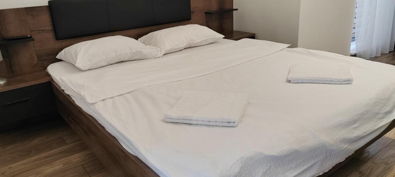 Ludi House Apartment Тиргу-Муреш Екстер'єр фото