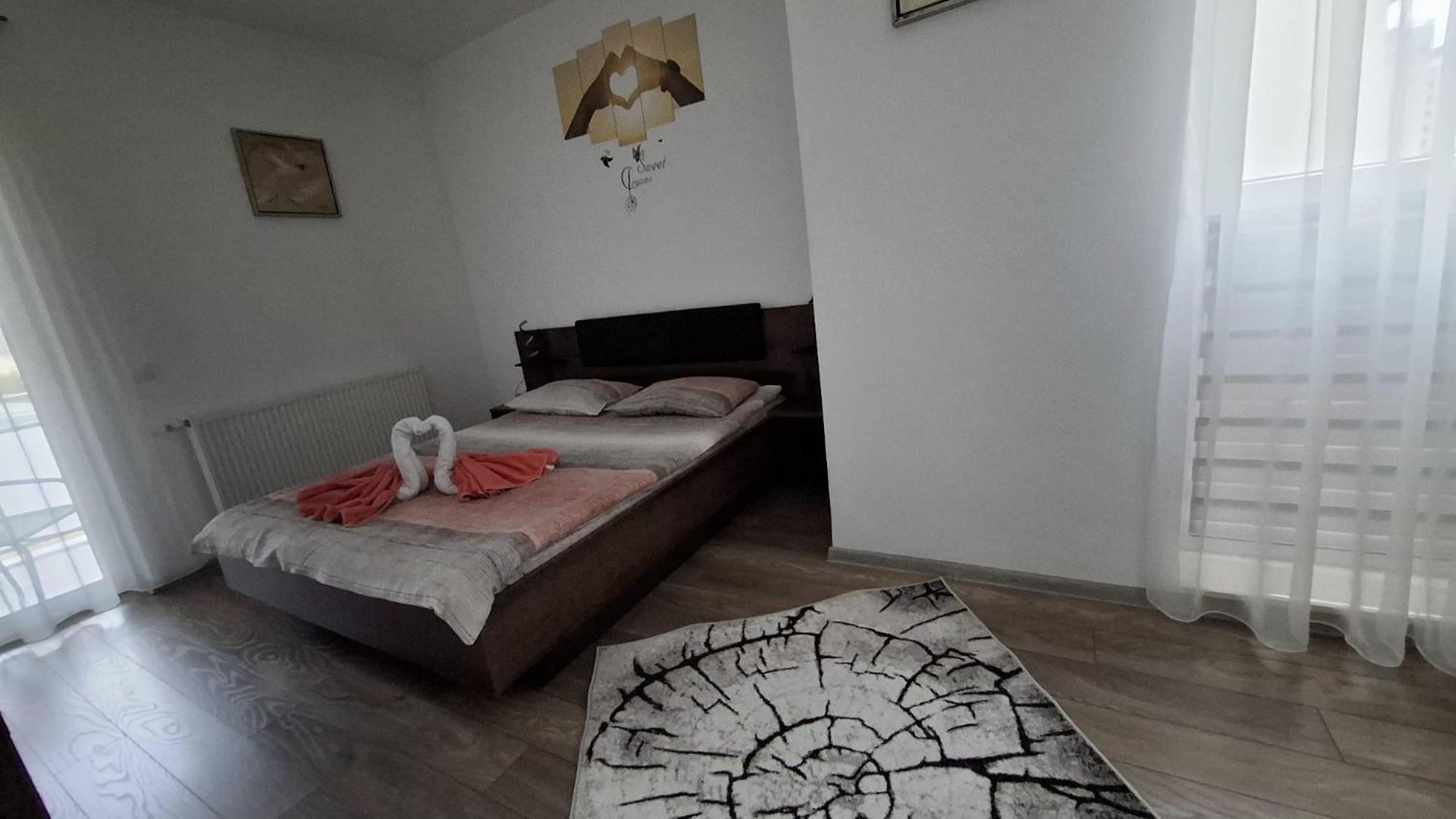 Ludi House Apartment Тиргу-Муреш Екстер'єр фото